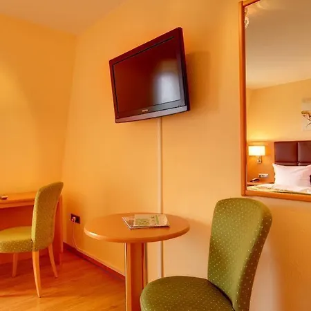 酒店 考克斯伯格冰山酒店 3*